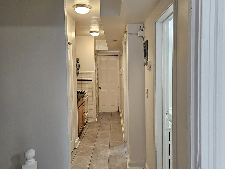 1722 H St NE #B — Photo 7
