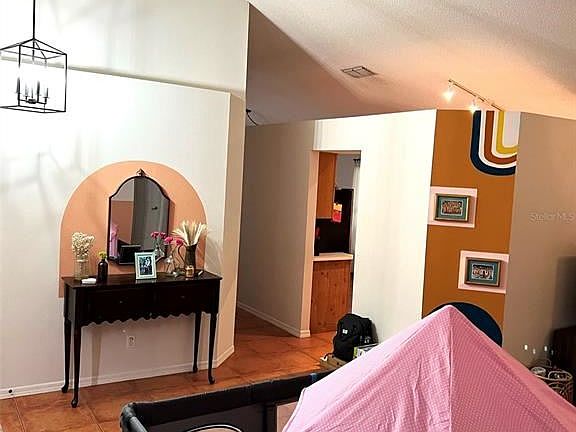 5th image of 1737 Country Terrace Ln