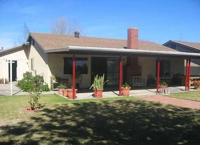 3 bed, 1165 sqft, $2,650 — Photo 4