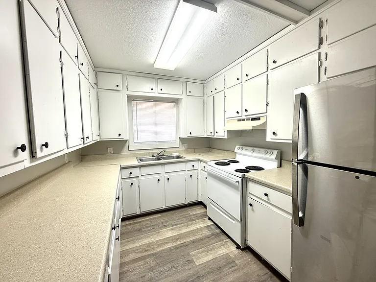 601 A St NW #8 — Photo 3