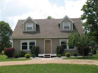 20901 Ridgecliff Ct, Lawrenceburg, IN 47025