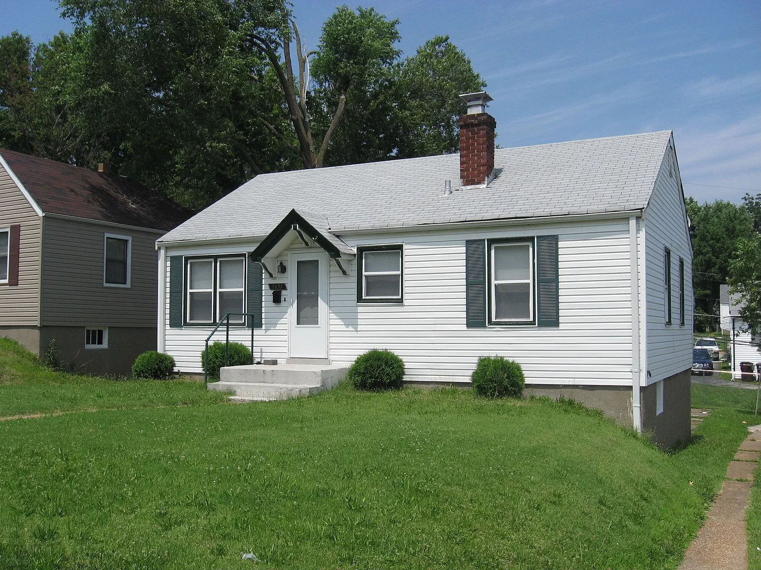 7451 Jenwood Ave photo 1