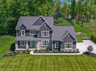 9058 Fielding Dr, Brighton, MI 48116