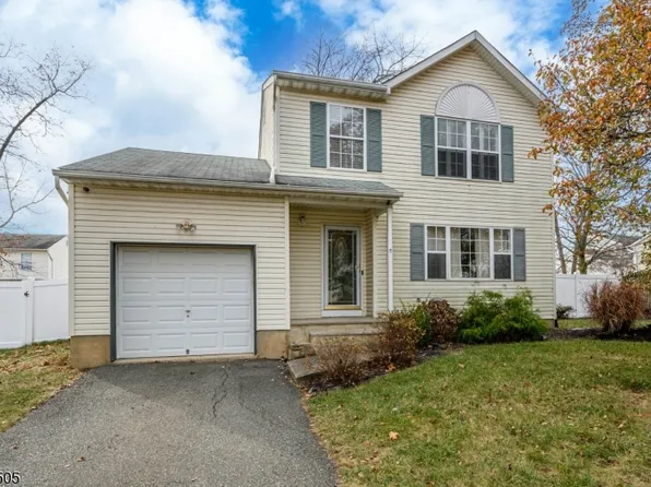 5 Margaret St, Aberdeen Twp., NJ 07721