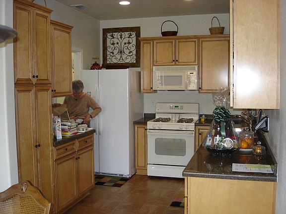5th image of 696 Shasta Oaks Cir