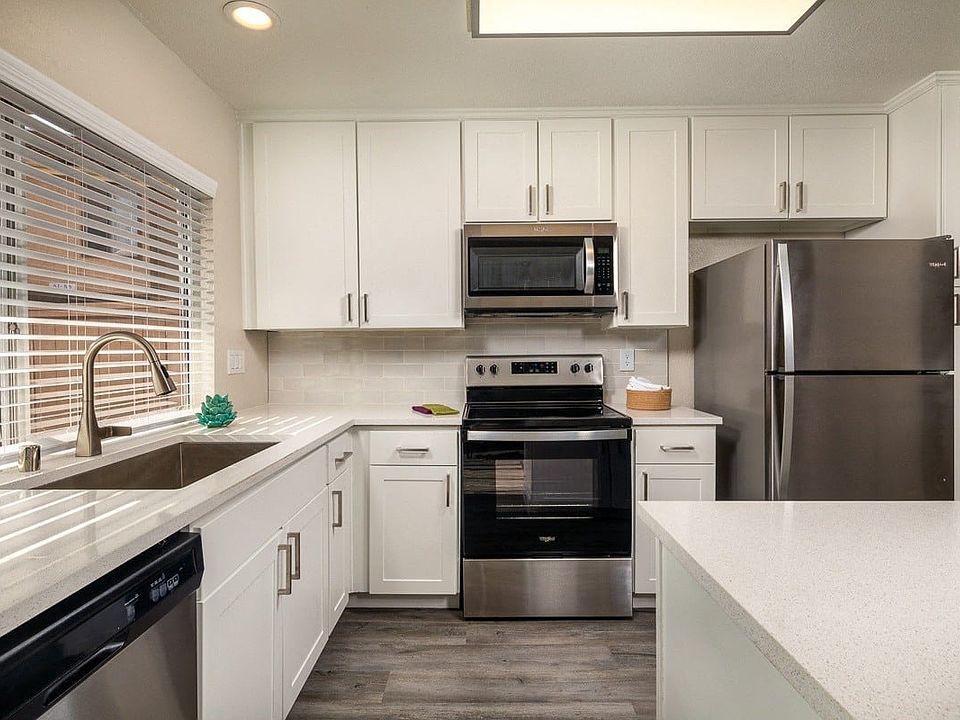 1st image of 612 Los Arbolitos Blvd APT 3
