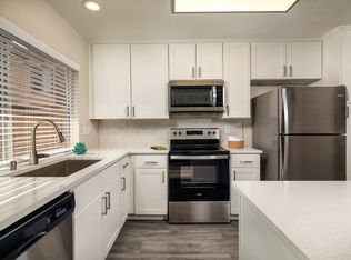 612 Los Arbolitos Blvd APT 3, Oceanside, CA 92058