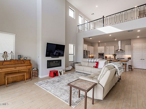 3rd image of 17635 N 50th Way