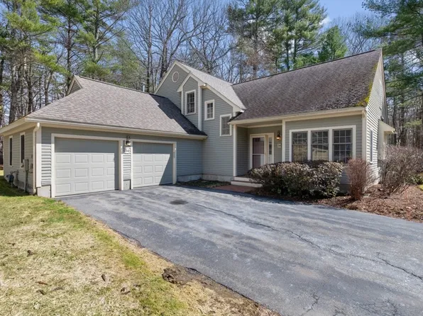34 Pickman Dr Unit 34, Bedford, MA 01730