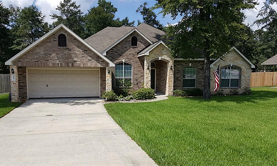 1st image of 10829 Forest Creek Dr