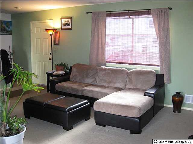 2nd image of 75 Carr Avenue