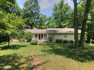 171 Laurel Ln, Troutville, VA 24175
