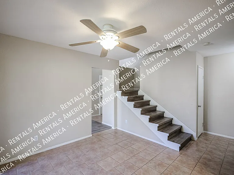 4555 W Continental Dr — Photo 12