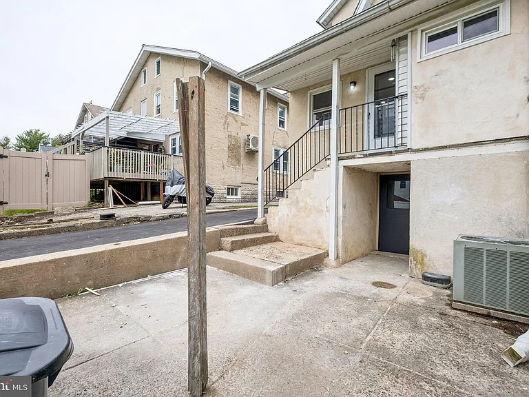 114 Conestoga Rd — Photo 62