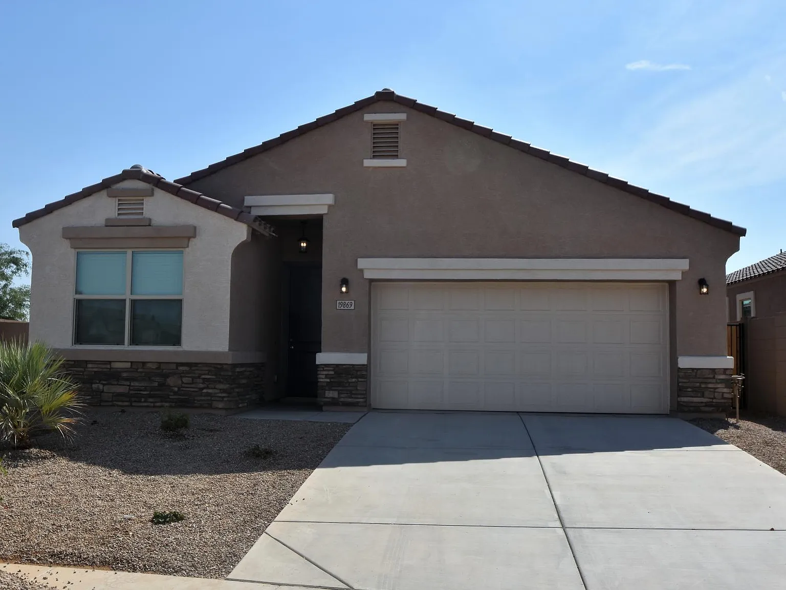 19869 N Jill Ave — Photo 1