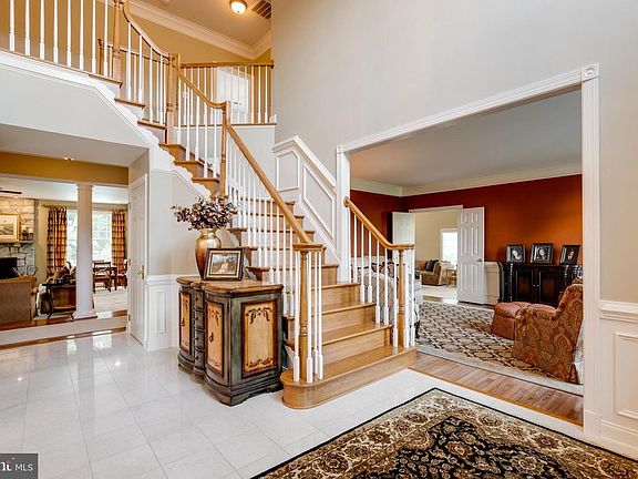 Foyer inviting you into the formal living room