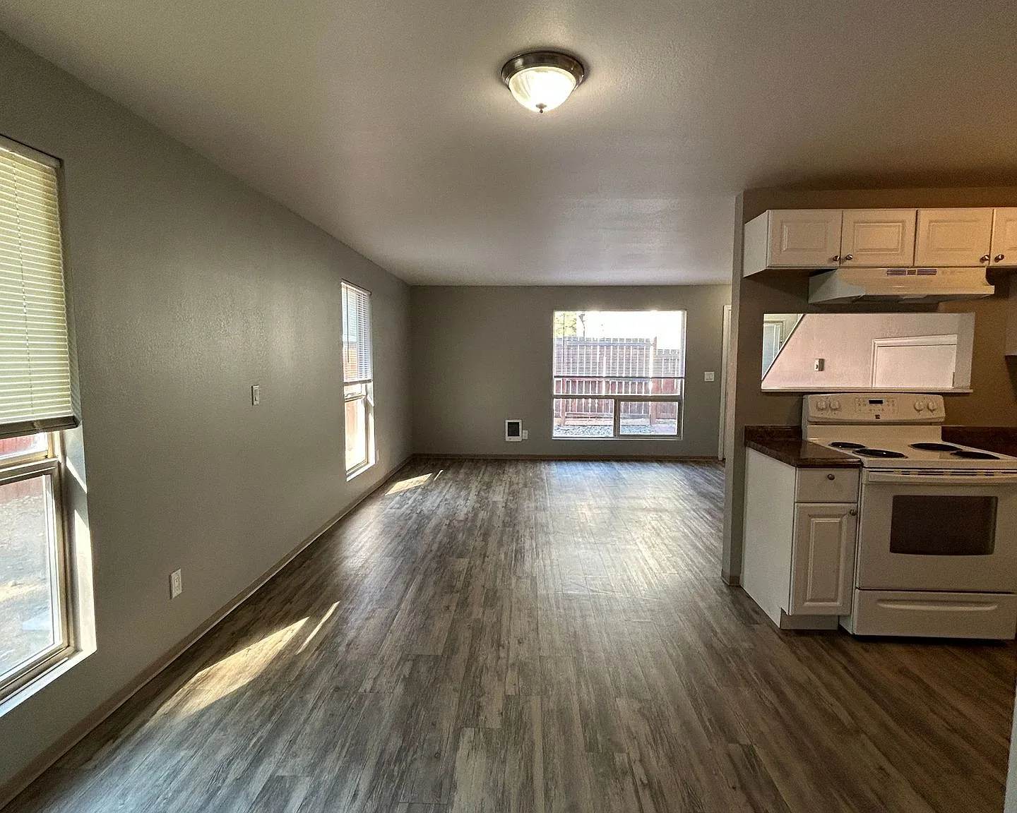 1516 N. Brook Ct. — Photo 4