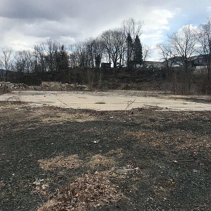 2nd image of Cooper St