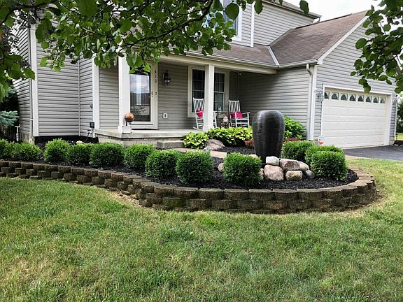 2nd image of 410 Scioto Meadows Blvd #B