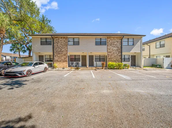 Spacious Renovated 2BR Townhome | 2.5 Baths, Pool & Private Laundry!