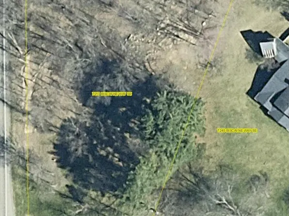 7217 Biscayne Way, Grand Rapids, MI 49546