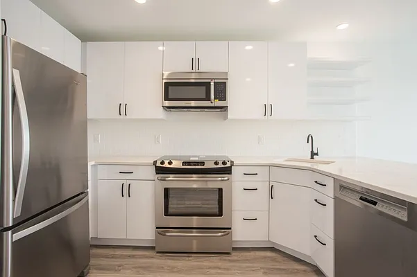 Rented by MNS Marketing | media 10