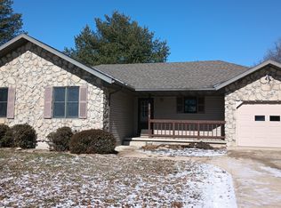 638 S White Oak Rd, Marshfield, MO 65706
