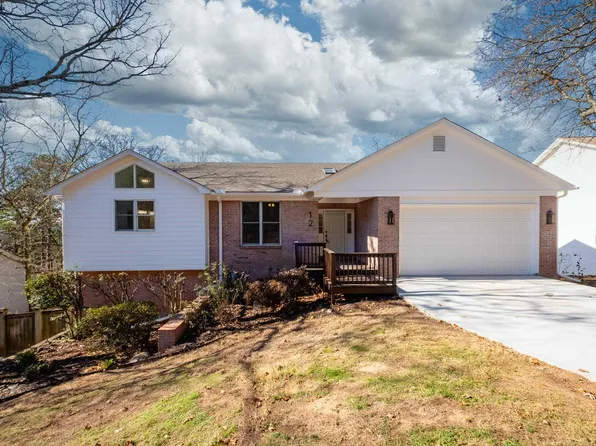 12 Pontalba Dr, Little Rock, AR 72211