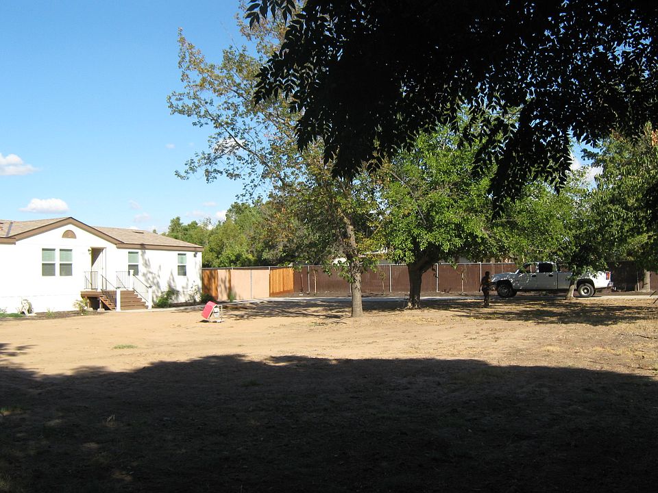 2nd image of 3286 W Princeton Ave