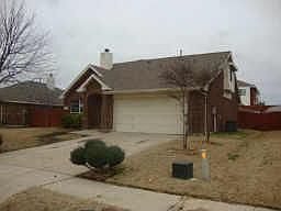 1st image of 325 Willowlake Dr