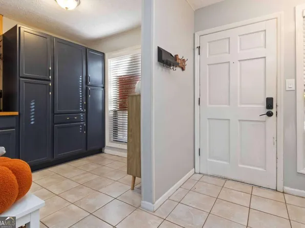 4846 Twin Lakes Trl, Dunwoody, GA 30360