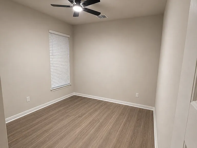 13123 Bay Point Way — Photo 5