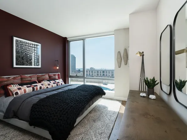 25 Christopher Columbus Drive image 9 of 11