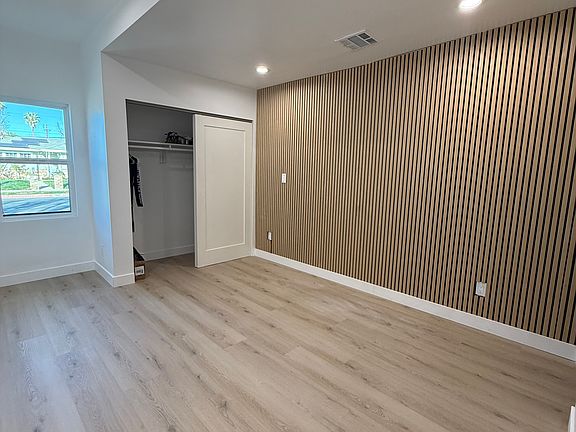 5th image of 7000 Bothwell Rd #1