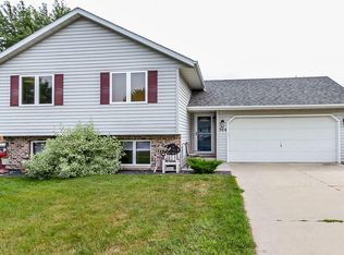 304 11th Ave NE, Stewartville, MN 55976