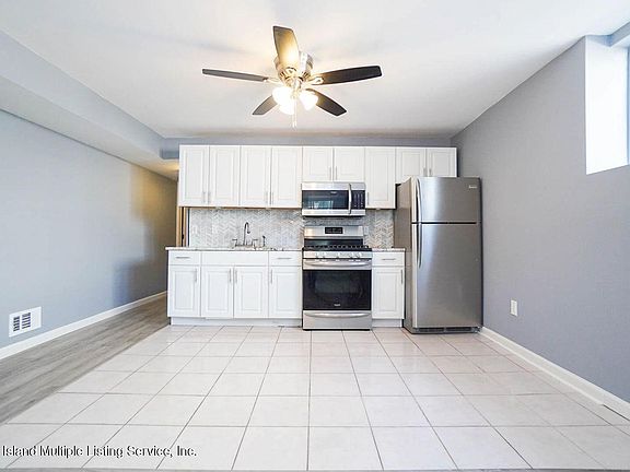 4th image of 139 Darnell Ln #B