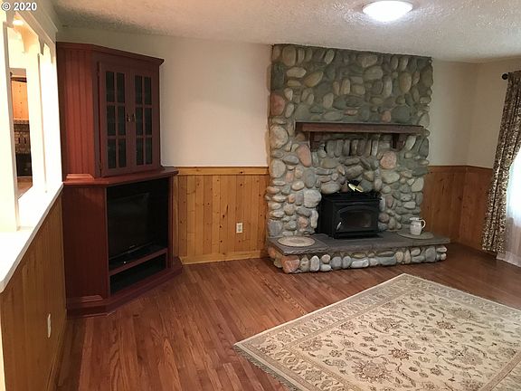 4th image of 28308 NE 132nd Ave