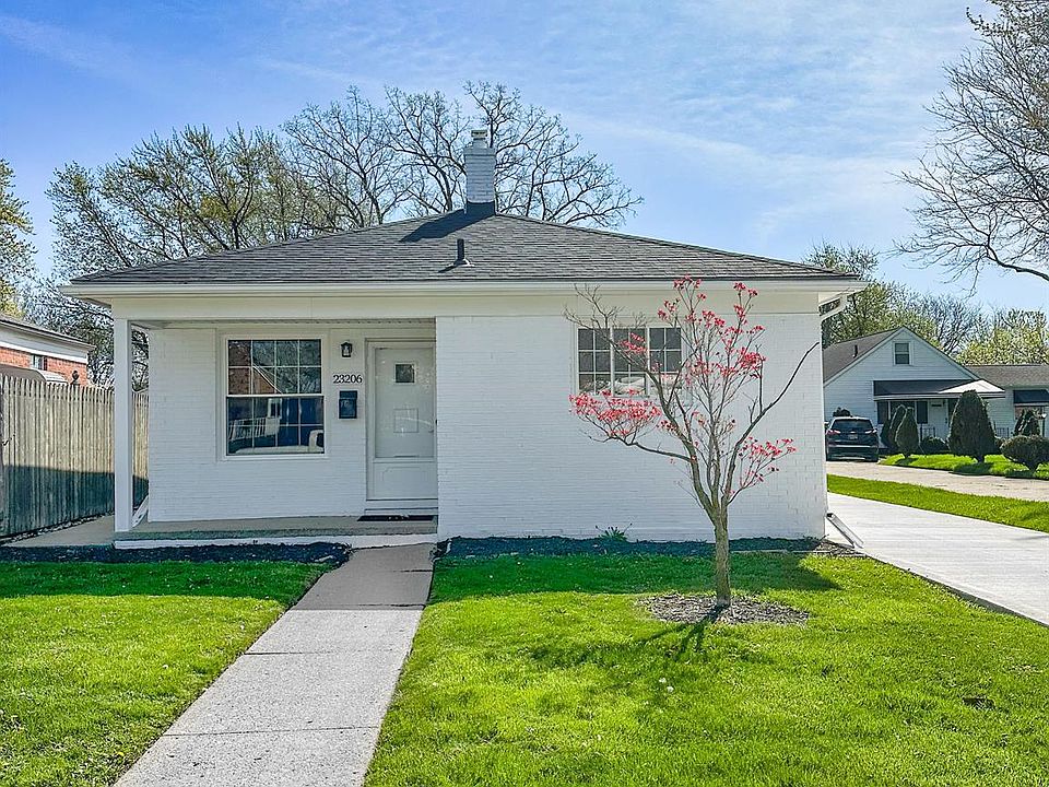 1st image of 23206 Oakwood Ave