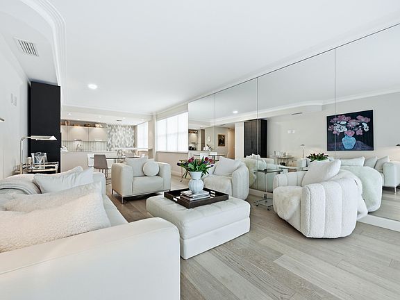 5th image of 1801 S Flagler Dr #Penthouse 11