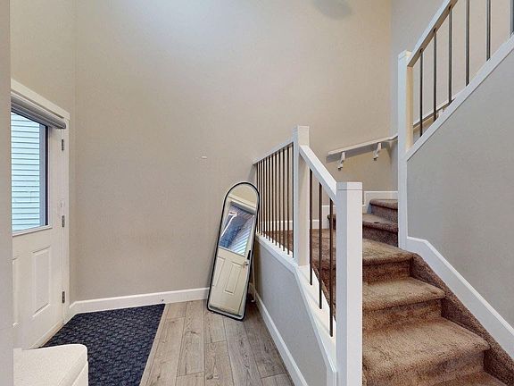 3rd image of 713 40th St SW