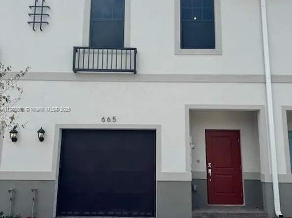 665 NW 6th Ter, Florida City, FL 33034