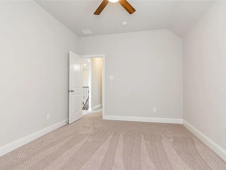 2309 Truro Dr — Photo 20