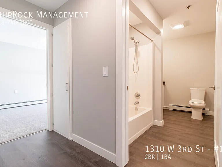 1310 W 3rd St #14 — Photo 22