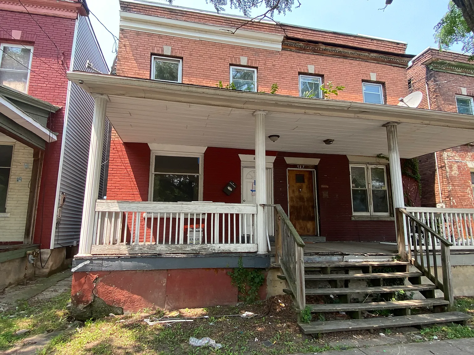 3 bed, 1536 sqft, $1,300 — Photo 1