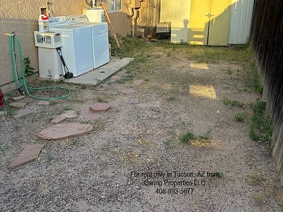 Backyard, washer and dryer location