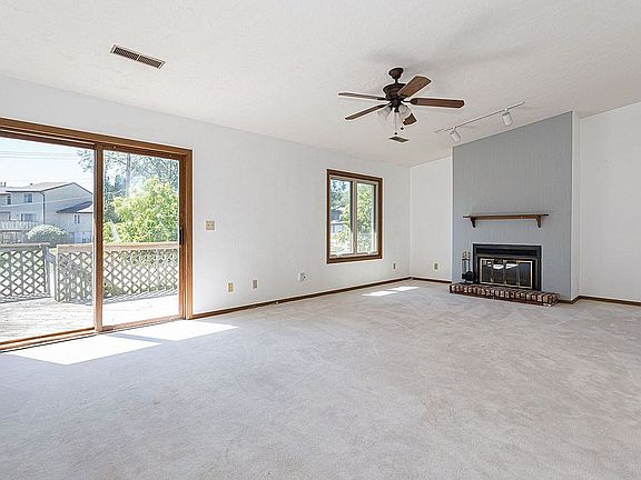 2nd image of 3937 Partridge Cir #206U