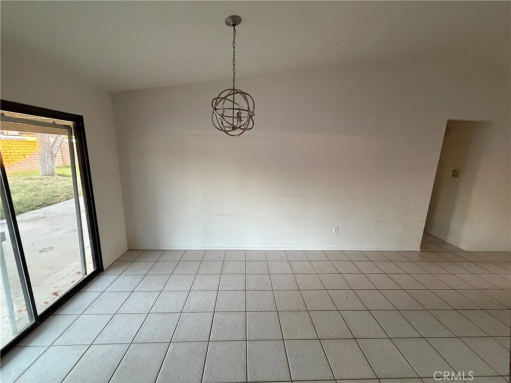 4 bed, 1415 sqft, $2,700 — Photo 4