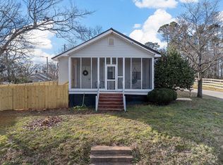 8177 Hill St, Boiling Springs, SC 29316