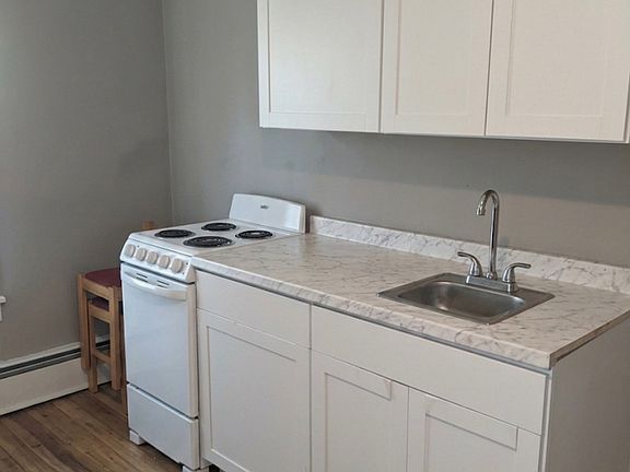 4th image of 15 3rd St APT D