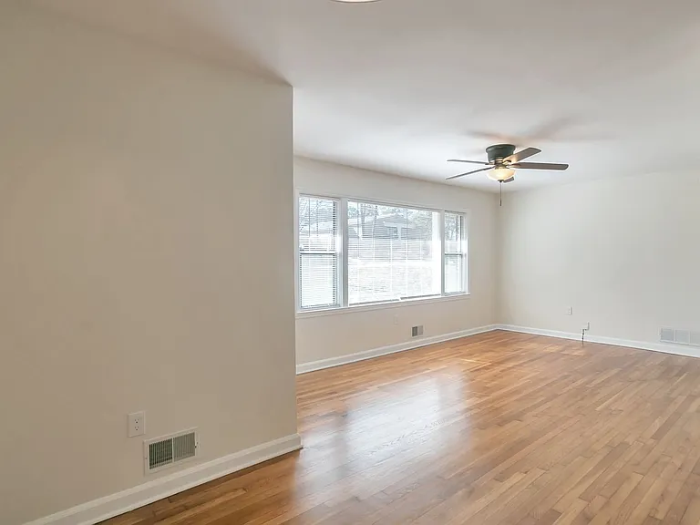 3036 Santa Monica Dr — Photo 5